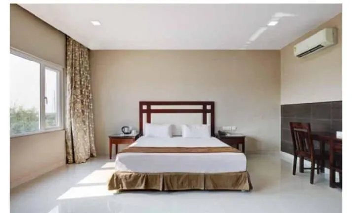 Executive king room